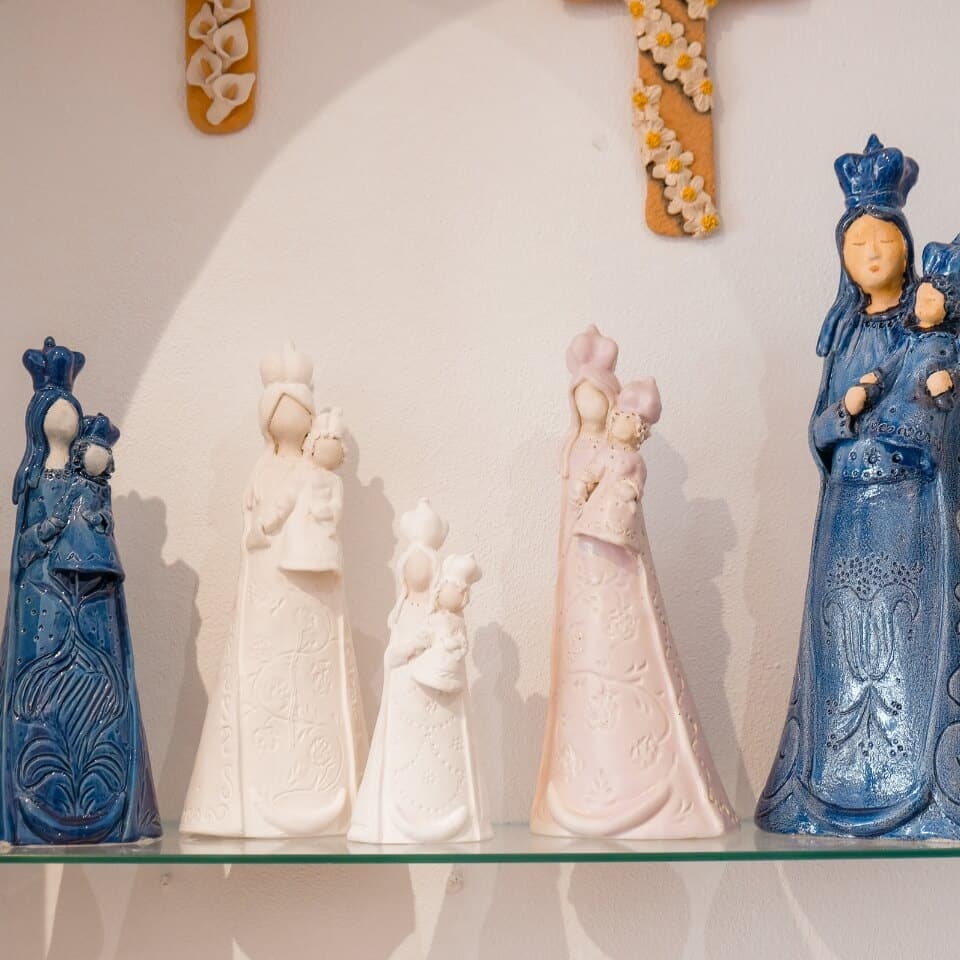 Santas Brancas e Azuis